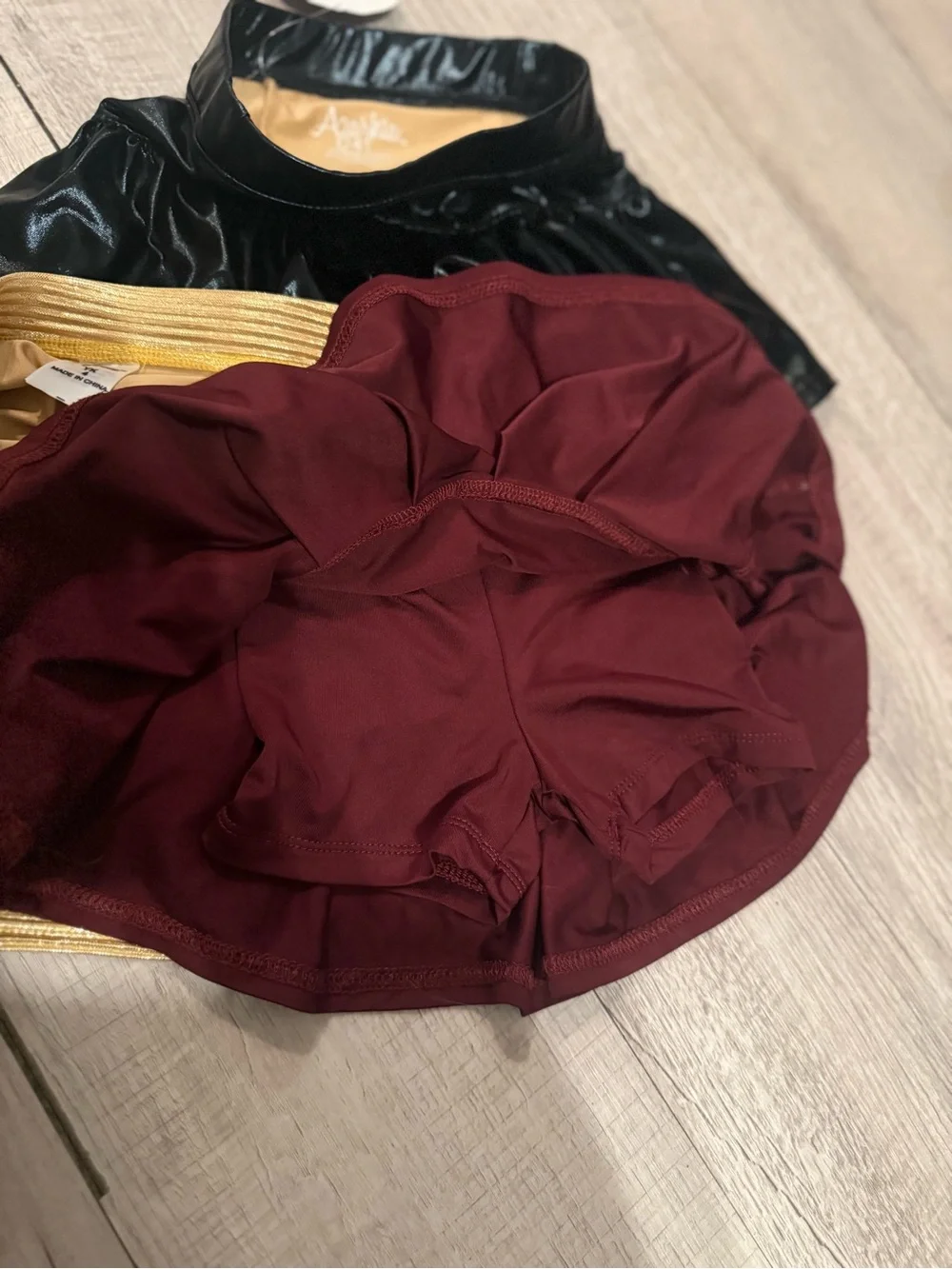 Size 4T Azarhia Skorts Set of 3 Gold, Maroon & Black Metallic